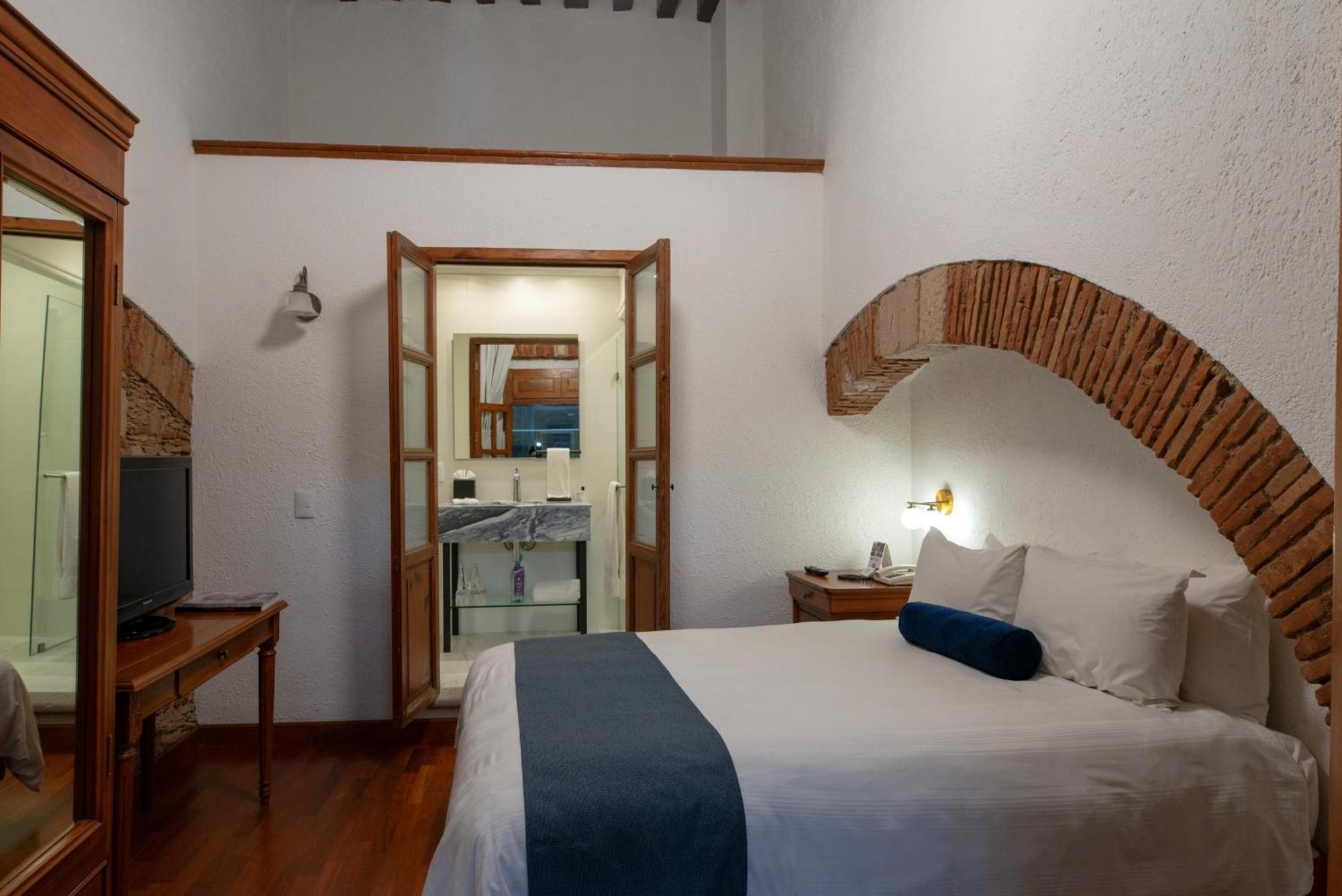 Hotel Los Juaninos Morelia Exterior foto