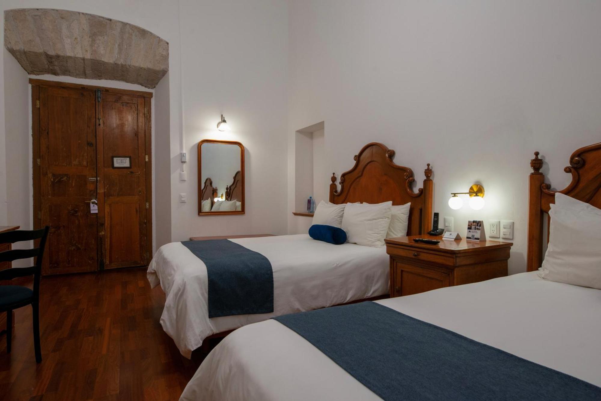Hotel Los Juaninos Morelia Exterior foto